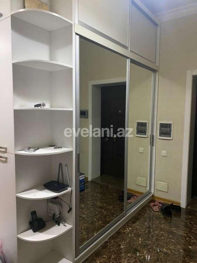 Kirayə verilir, köhnə tikili, 4 otaqlı, 135 m², Yasamal r, Elmlər Akademiyası m.