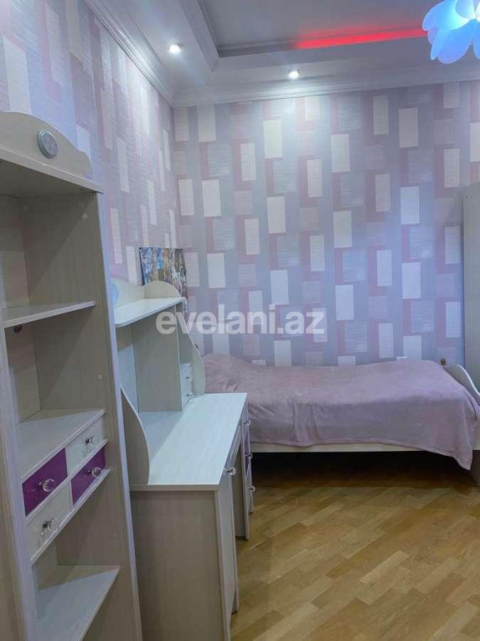 Kirayə verilir, köhnə tikili, 4 otaqlı, 135 m², Yasamal r, Elmlər Akademiyası m.