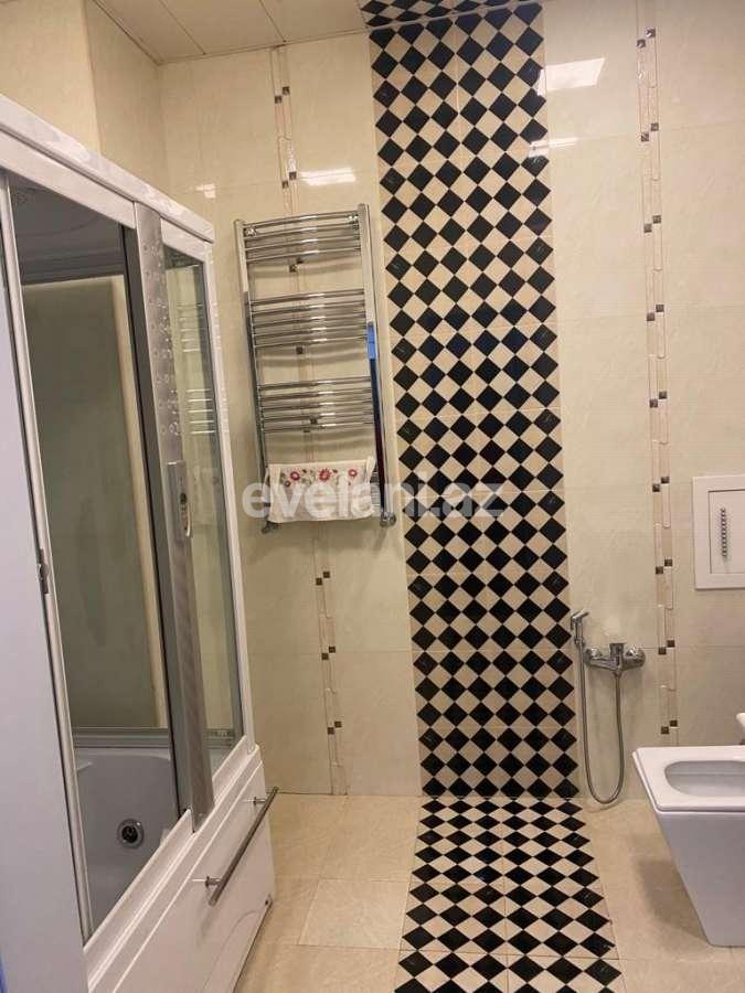 Kirayə verilir, köhnə tikili, 4 otaqlı, 135 m², Yasamal r, Elmlər Akademiyası m.