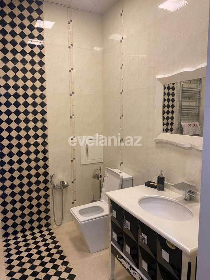 Kirayə verilir, köhnə tikili, 4 otaqlı, 135 m², Yasamal r, Elmlər Akademiyası m.