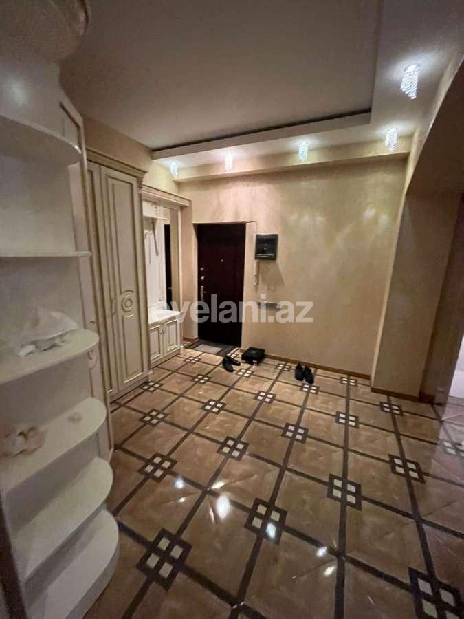 Kirayə verilir, yeni tikili, 4 otaqlı, 195 m², Bakı, Xətai r, Şah İsmayıl Xətai m.