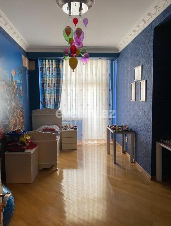 Kirayə verilir, yeni tikili, 4 otaqlı, 180 m², Bakı, Nəsimi r, 28 may m.
