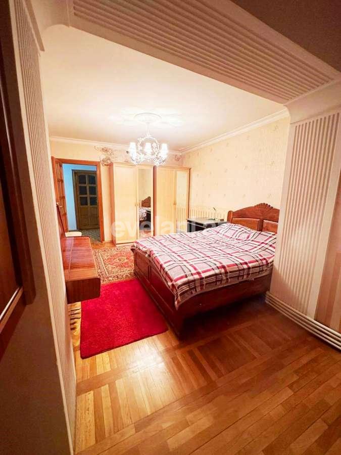 Kirayə verilir, köhnə tikili, 4 otaqlı, 100 m², Bakı, Yasamal r, Elmlər Akademiyası m.