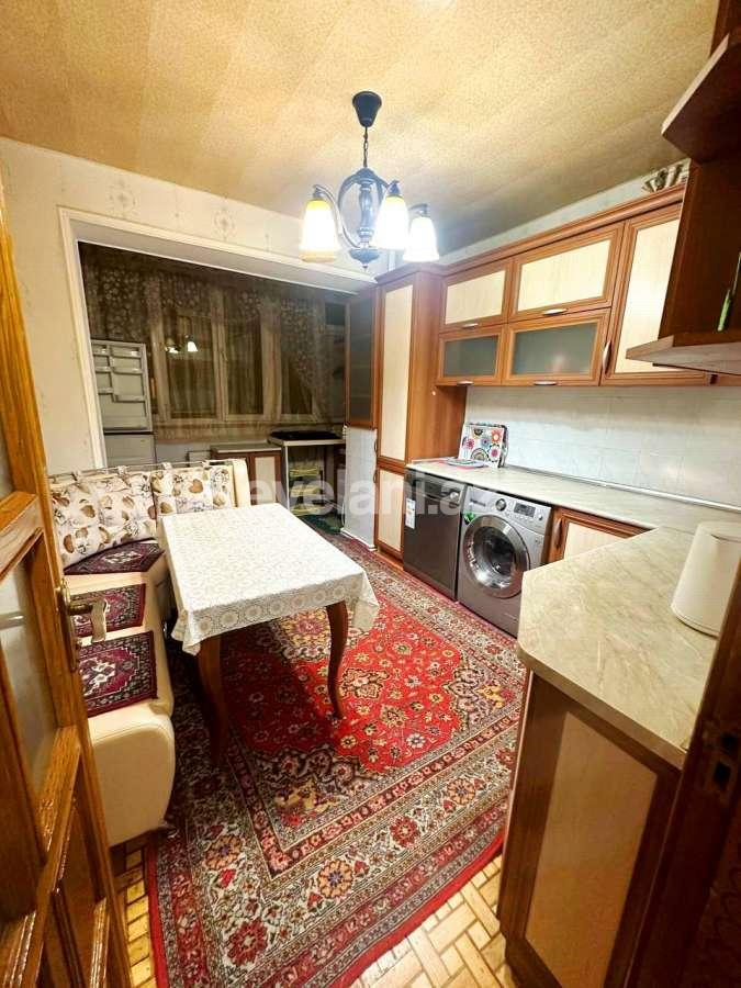 Kirayə verilir, köhnə tikili, 4 otaqlı, 100 m², Bakı, Yasamal r, Elmlər Akademiyası m.