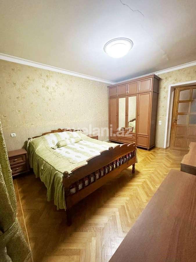 Kirayə verilir, köhnə tikili, 4 otaqlı, 100 m², Bakı, Yasamal r, Elmlər Akademiyası m.