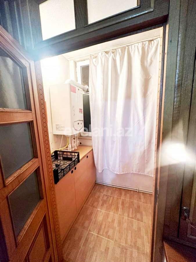 Kirayə verilir, köhnə tikili, 4 otaqlı, 100 m², Bakı, Yasamal r, Elmlər Akademiyası m.