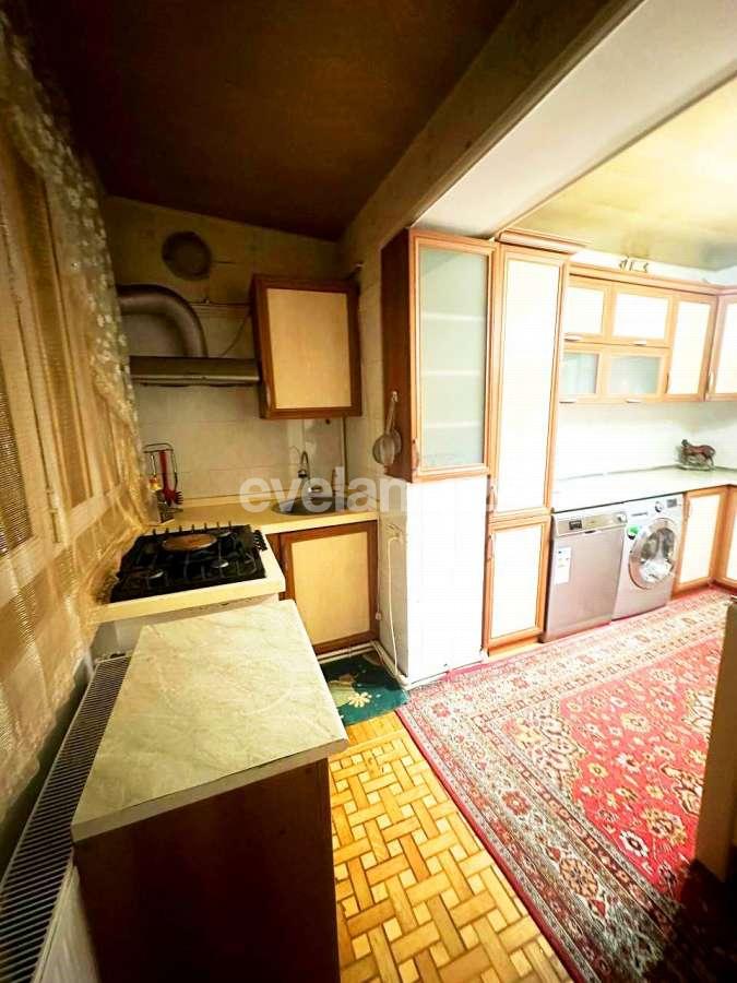 Kirayə verilir, köhnə tikili, 4 otaqlı, 100 m², Bakı, Yasamal r, Elmlər Akademiyası m.