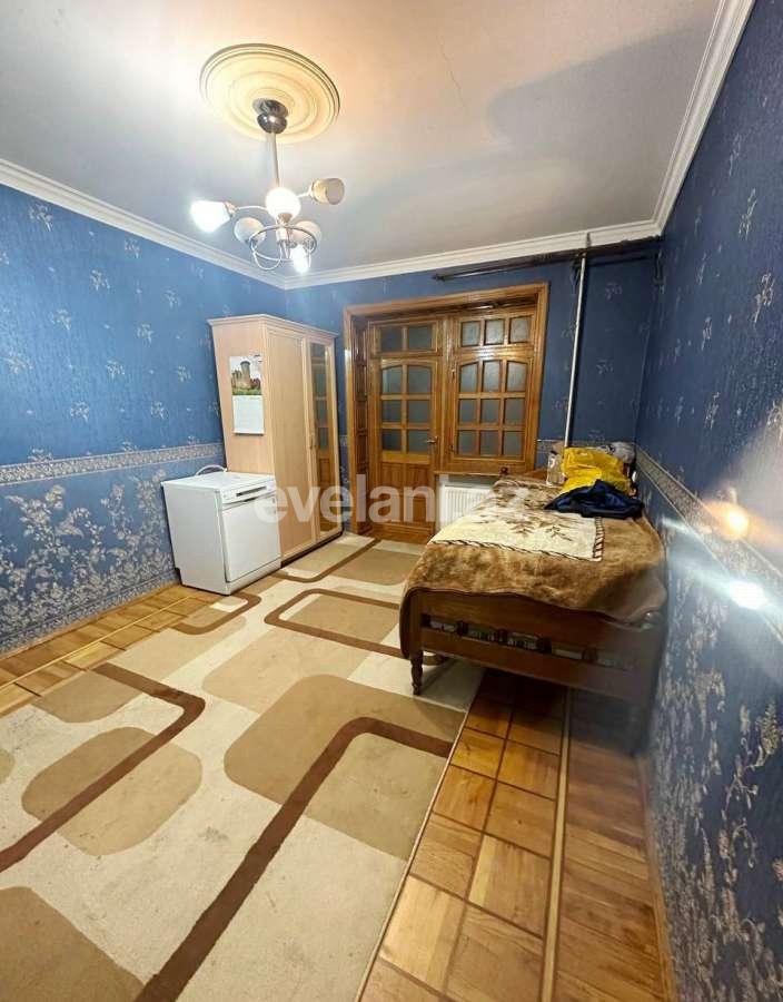 Kirayə verilir, köhnə tikili, 4 otaqlı, 100 m², Bakı, Yasamal r, Elmlər Akademiyası m.