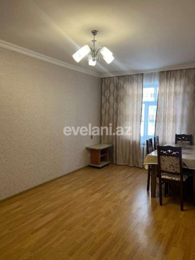 Satılır, köhnə tikili, 3 otaqlı, 60 m², Bakı, Nizami r, Xalqlar Dostluğu m.