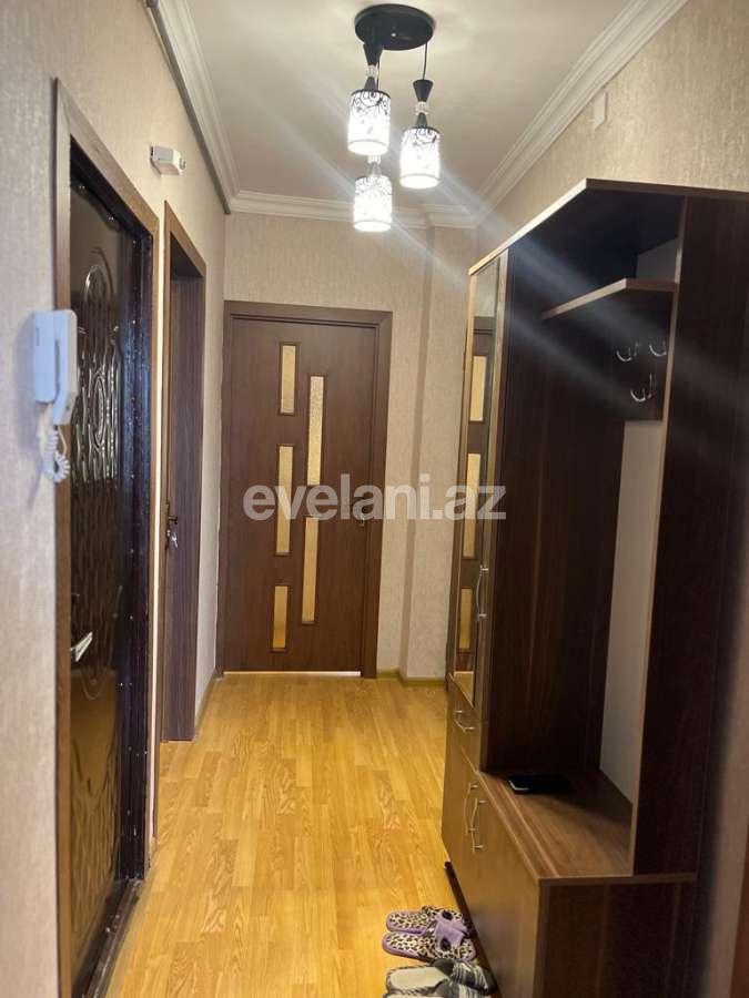 Satılır, köhnə tikili, 3 otaqlı, 60 m², Bakı, Nizami r, Xalqlar Dostluğu m.