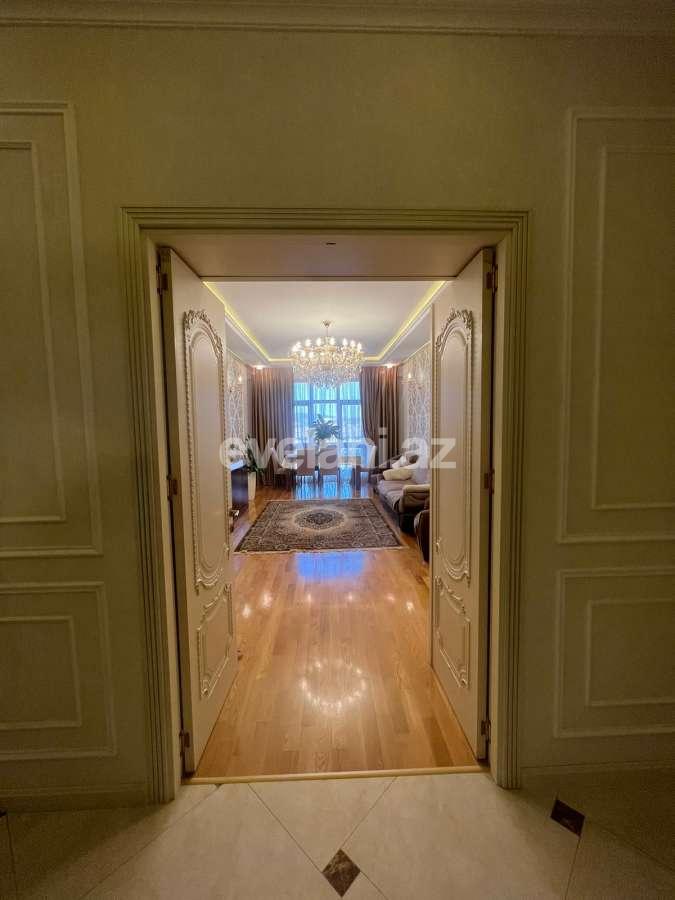 Satılır, yeni tikili, 3 otaqlı, 135 m², Bakı, Yasamal r.