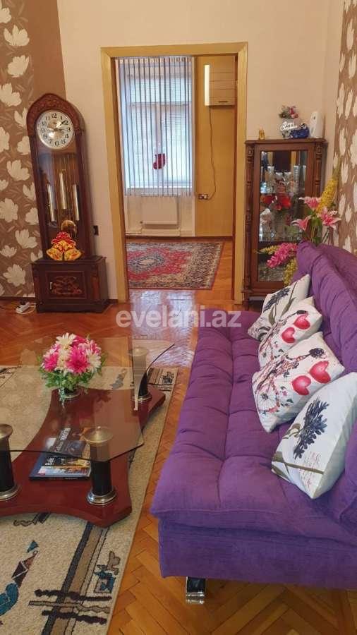 Rent, old building, 2 room, 90 m², Baku, Nasimi r, 28 may m.