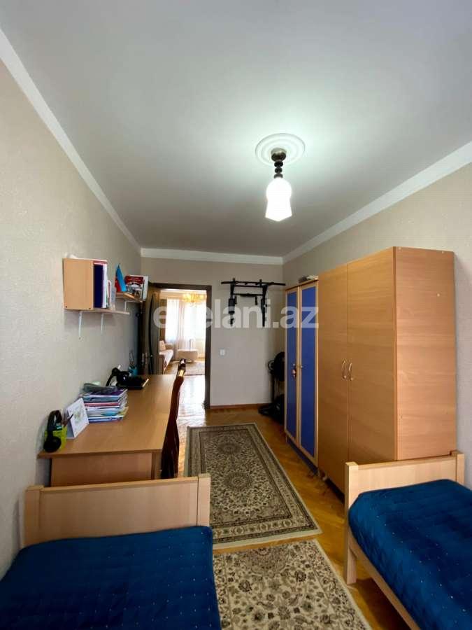 Продаётся, вторичка, 3-комнаты, 70 m², Баку, Сабаильский r, Ичери Шехер m.