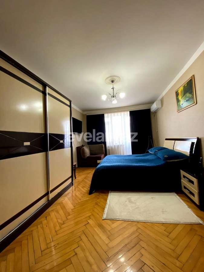 Продаётся, вторичка, 3-комнаты, 70 m², Баку, Сабаильский r, Ичери Шехер m.