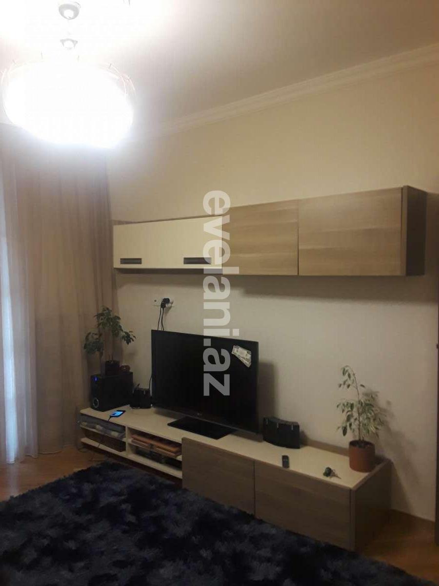Satılır, köhnə tikili, 2 otaqlı, 37 m², Bakı, Səbail r, Badamdar q.