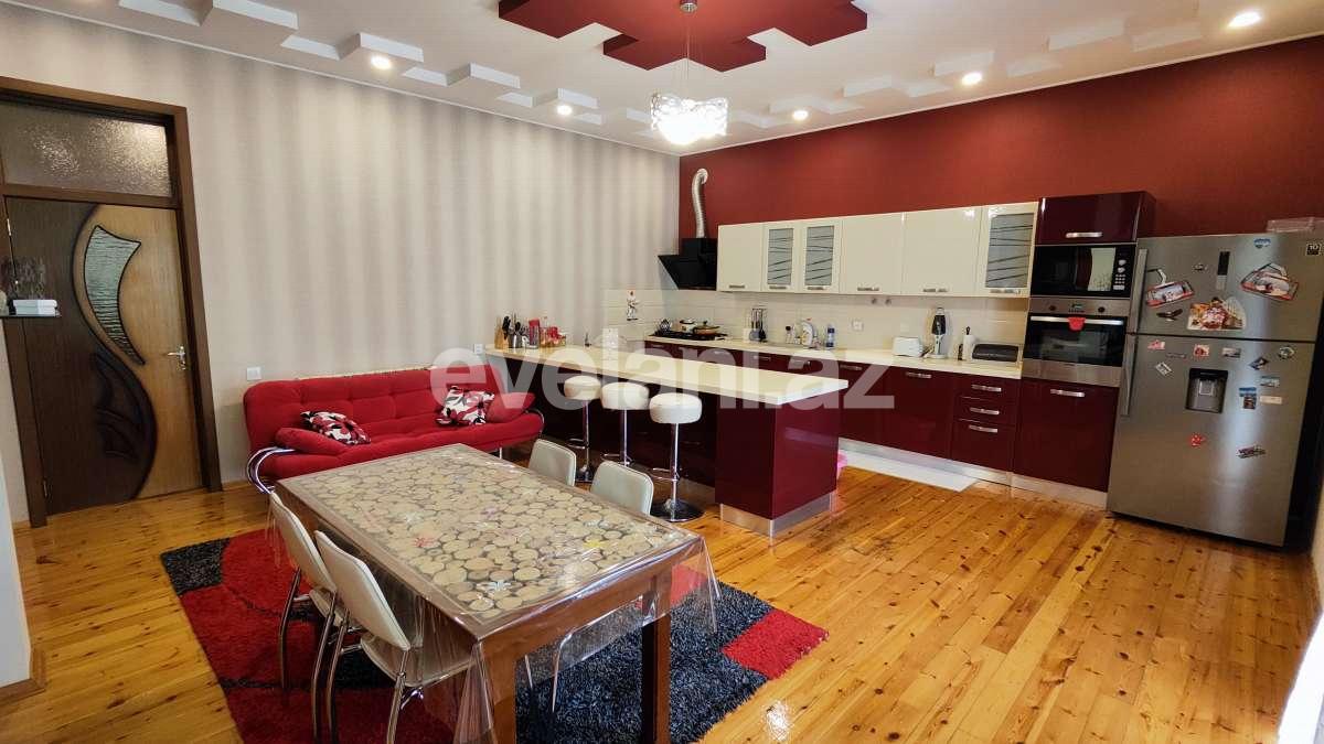 Satılır, həyət evi / bağ, 8 otaqlı, 450 m², Bakı, Xəzər r, Şüvəlan q.