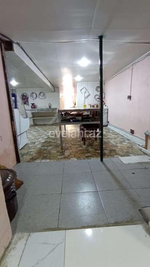 Satılır, ofis, 7 otaqlı, 130 m², Bakı, Binəqədi r, 9-cu mikrorayon q, Memar Əcəmi m.