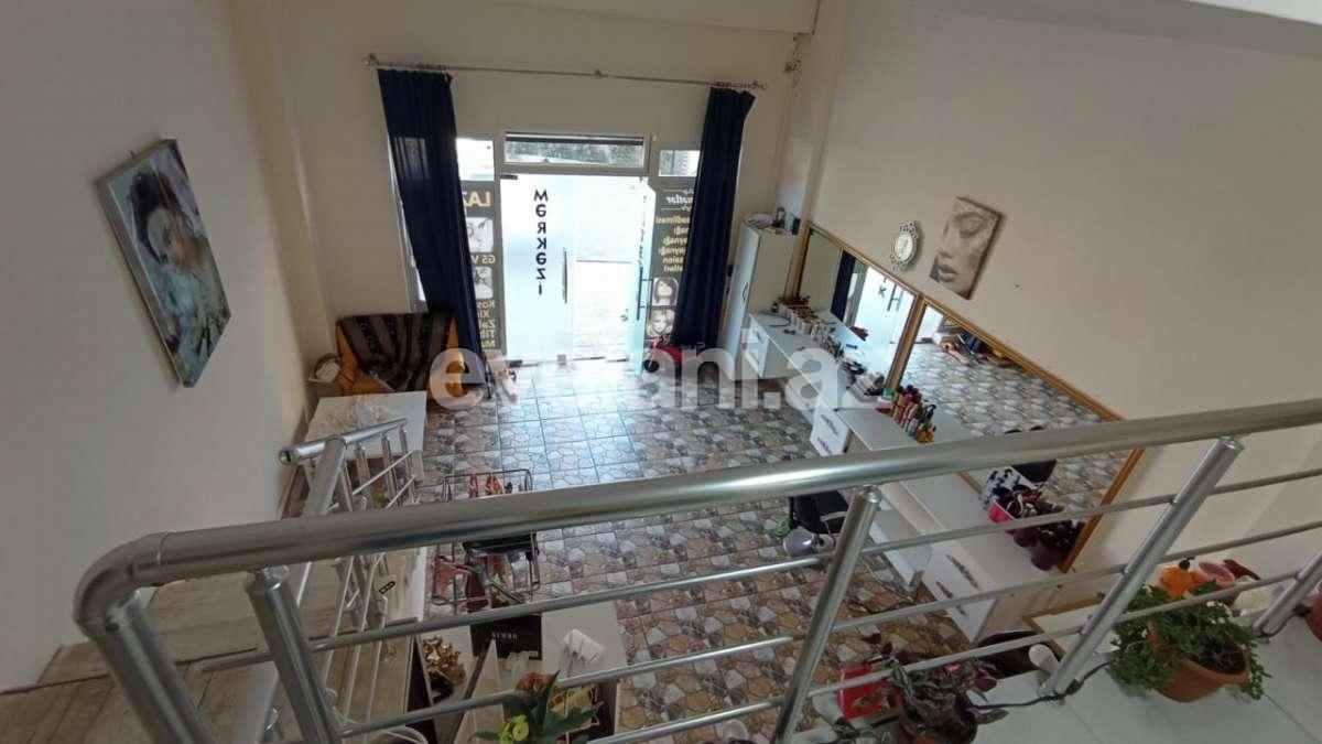 Satılır, ofis, 7 otaqlı, 130 m², Bakı, Binəqədi r, 9-cu mikrorayon q, Memar Əcəmi m.