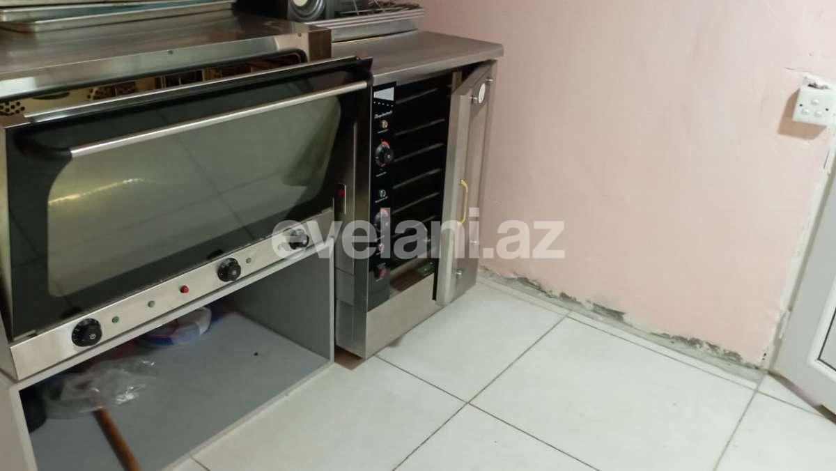 Satılır, ofis, 7 otaqlı, 130 m², Bakı, Binəqədi r, 9-cu mikrorayon q, Memar Əcəmi m.