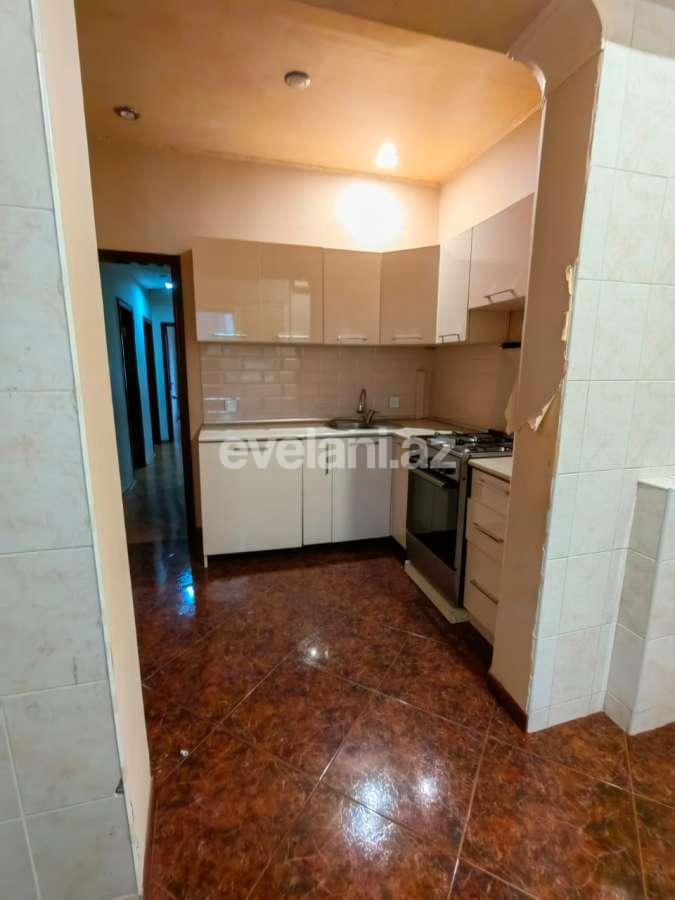 Satılır, köhnə tikili, 3 otaqlı, 100 m², Bakı, Nəsimi r, 28 may m.