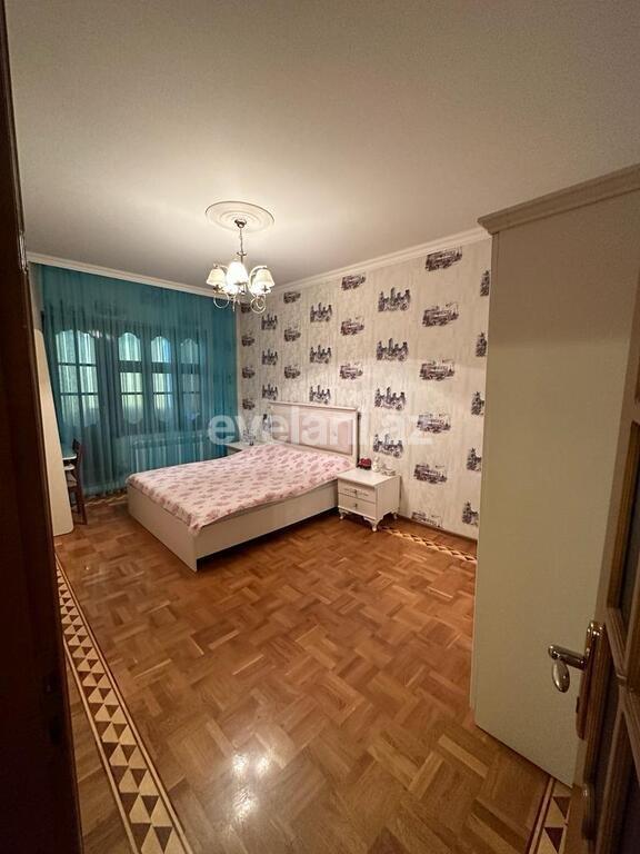 Продаётся, вторичка, 3-комнаты, 90 m², Баку, Бинагадинский r, 8-й микрорайон p, Гянджлик m.