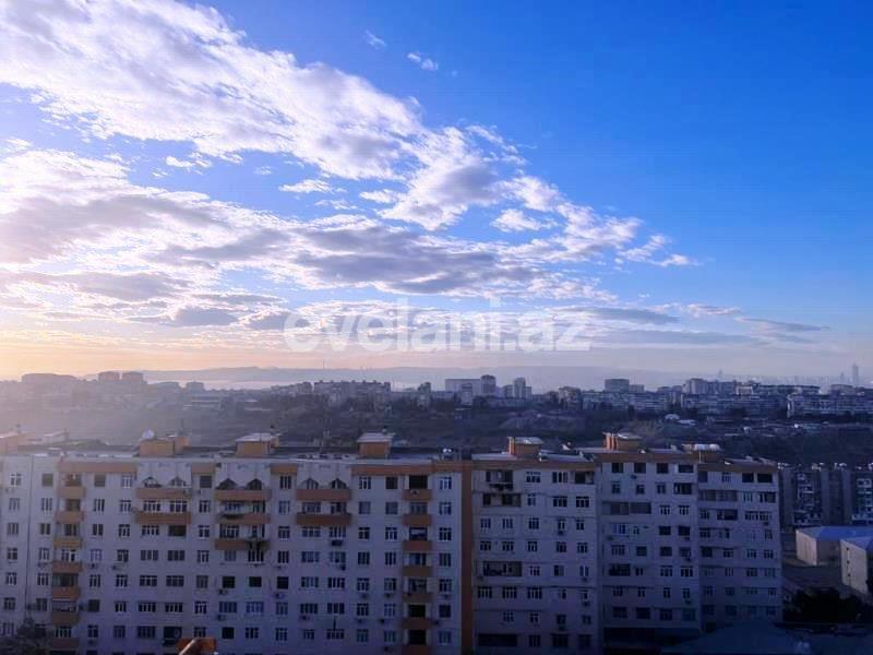 Sale, old building, 3 room, 80 m², Baku, Surakhani r, Yeni Guneshli d, Khalglar Doslugu m.