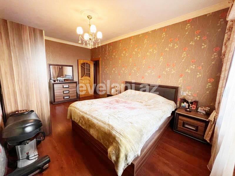 Sale, old building, 3 room, 80 m², Baku, Surakhani r, Yeni Guneshli d, Khalglar Doslugu m.
