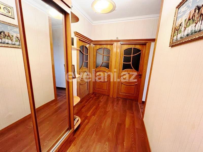 Sale, old building, 3 room, 80 m², Baku, Surakhani r, Yeni Guneshli d, Khalglar Doslugu m.