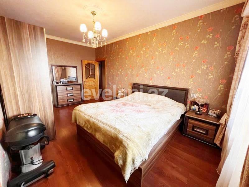 Sale, old building, 3 room, 80 m², Baku, Surakhani r, Yeni Guneshli d, Khalglar Doslugu m.
