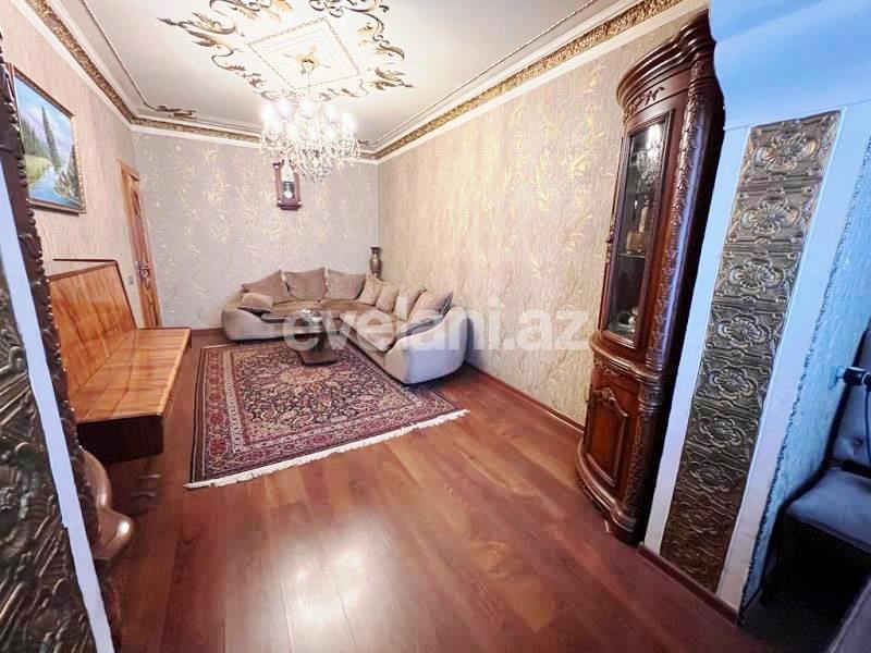 Sale, old building, 3 room, 80 m², Baku, Surakhani r, Yeni Guneshli d, Khalglar Doslugu m.