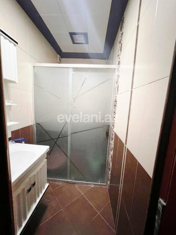 Sale, old building, 3 room, 80 m², Baku, Surakhani r, Yeni Guneshli d, Khalglar Doslugu m.