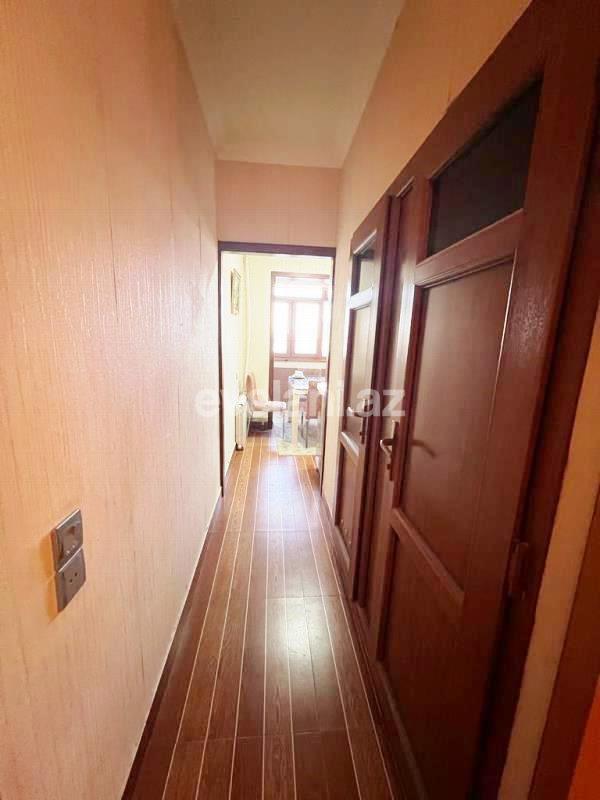 Sale, old building, 3 room, 80 m², Baku, Surakhani r, Yeni Guneshli d, Khalglar Doslugu m.