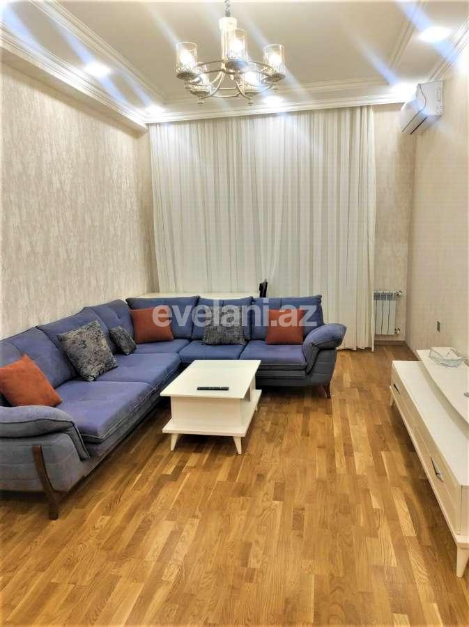 Satılır, yeni tikili, 2 otaqlı, 70 m², Bakı, Nizami r, Qara Qarayev m.