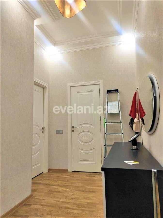 Satılır, yeni tikili, 2 otaqlı, 70 m², Bakı, Nizami r, Qara Qarayev m.