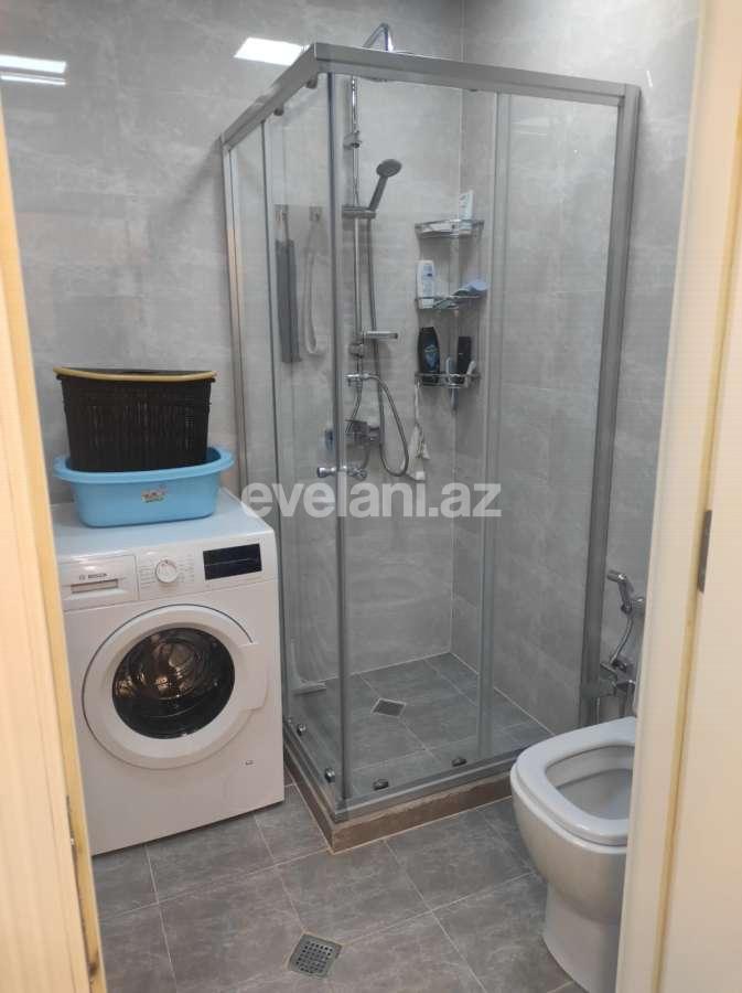 Satılır, yeni tikili, 2 otaqlı, 70 m², Bakı, Nizami r, Qara Qarayev m.