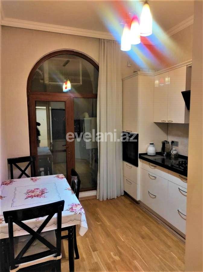 Satılır, yeni tikili, 2 otaqlı, 70 m², Bakı, Nizami r, Qara Qarayev m.