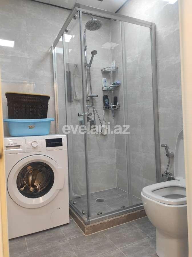 Satılır, yeni tikili, 2 otaqlı, 70 m², Bakı, Nizami r, Qara Qarayev m.