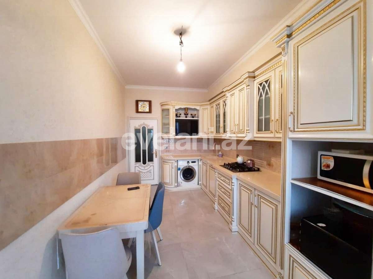 Satılır, yeni tikili, 3 otaqlı, 110 m², Bakı, Nizami r, Qara Qarayev m.