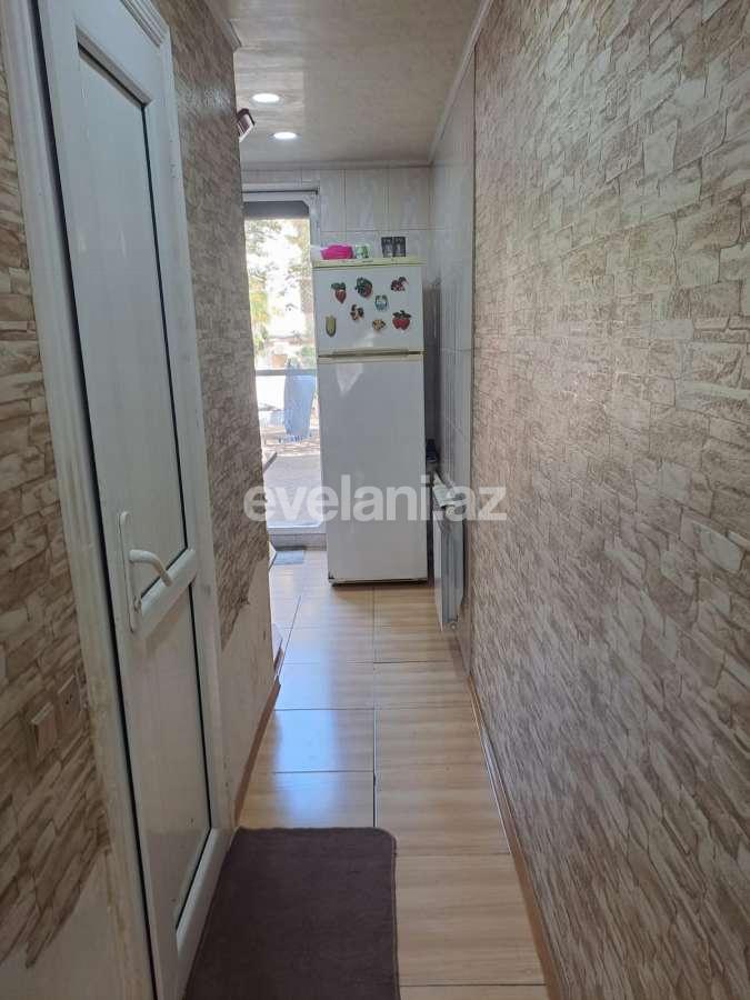 Satılır, köhnə tikili, 3 otaqlı, 60 m², Bakı, Nizami r, Qara Qarayev m.