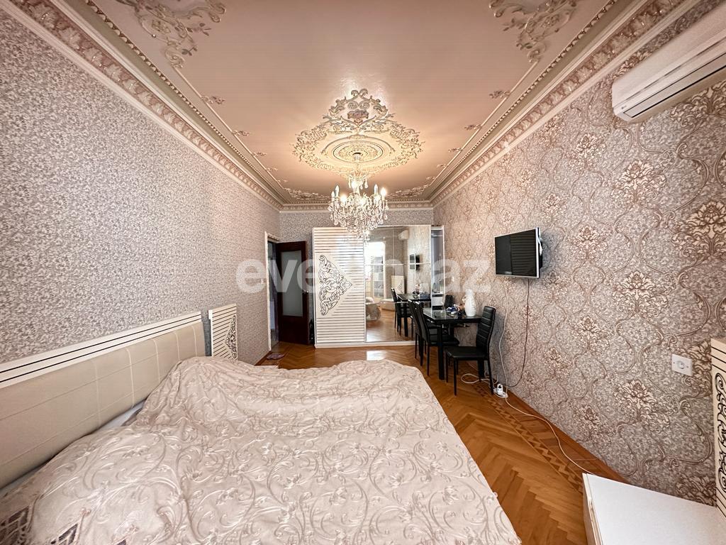 Satılır, köhnə tikili, 3 otaqlı, 80 m², Bakı, Xətai r, Həzi Aslanov m.