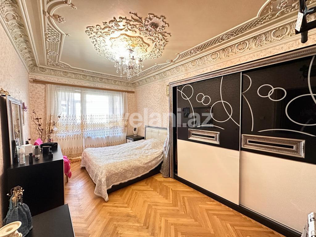 Satılır, köhnə tikili, 3 otaqlı, 80 m², Bakı, Xətai r, Həzi Aslanov m.