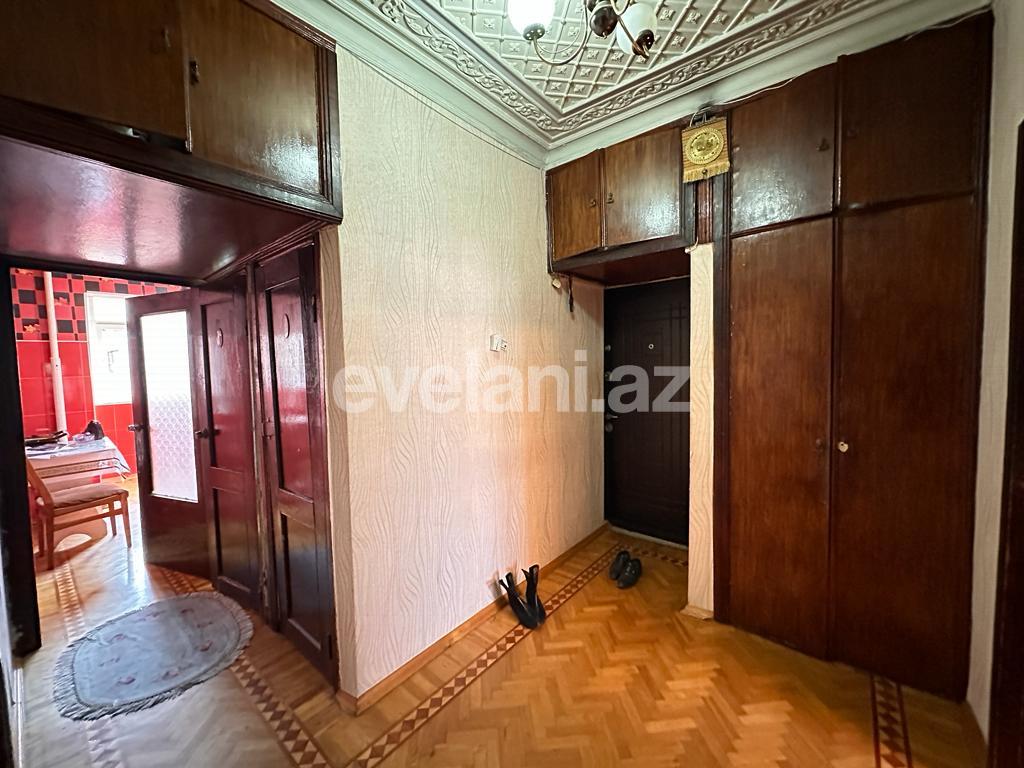 Satılır, köhnə tikili, 3 otaqlı, 80 m², Bakı, Xətai r, Həzi Aslanov m.