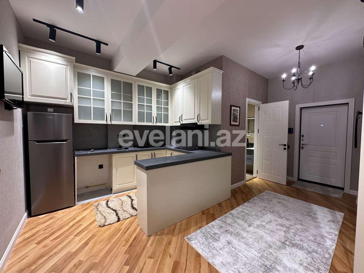 Satılır, yeni tikili, 2 otaqlı, 70 m², Bakı, Nizami r, 8-ci kilometr q, Qara Qarayev m.