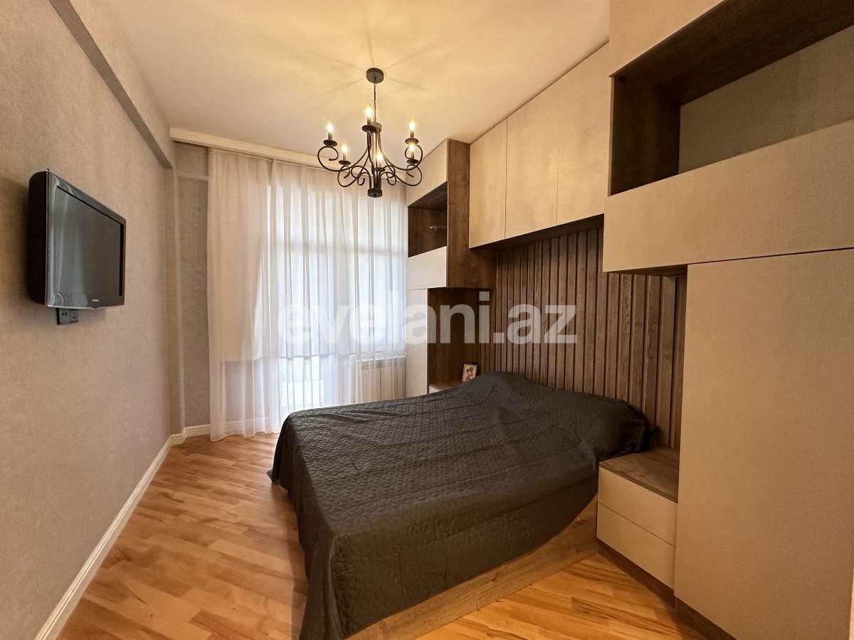Satılır, yeni tikili, 2 otaqlı, 70 m², Bakı, Nizami r, 8-ci kilometr q, Qara Qarayev m.