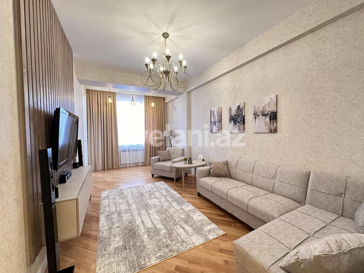 Satılır, yeni tikili, 2 otaqlı, 70 m², Bakı, Nizami r, 8-ci kilometr q, Qara Qarayev m.