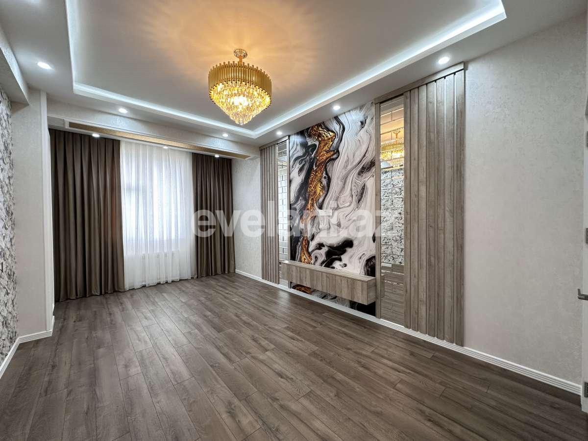 Satılır, yeni tikili, 2 otaqlı, 63 m², Bakı, Nizami r, 8-ci kilometr q, Qara Qarayev m.