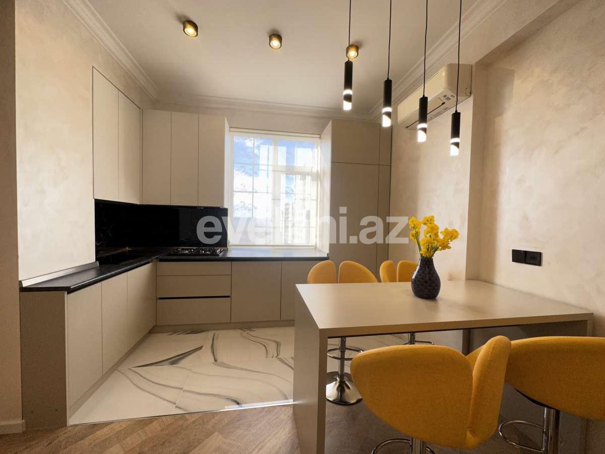 Satılır, yeni tikili, 3 otaqlı, 70 m², Bakı, Xətai r, Əhmədli q, Həzi Aslanov m.