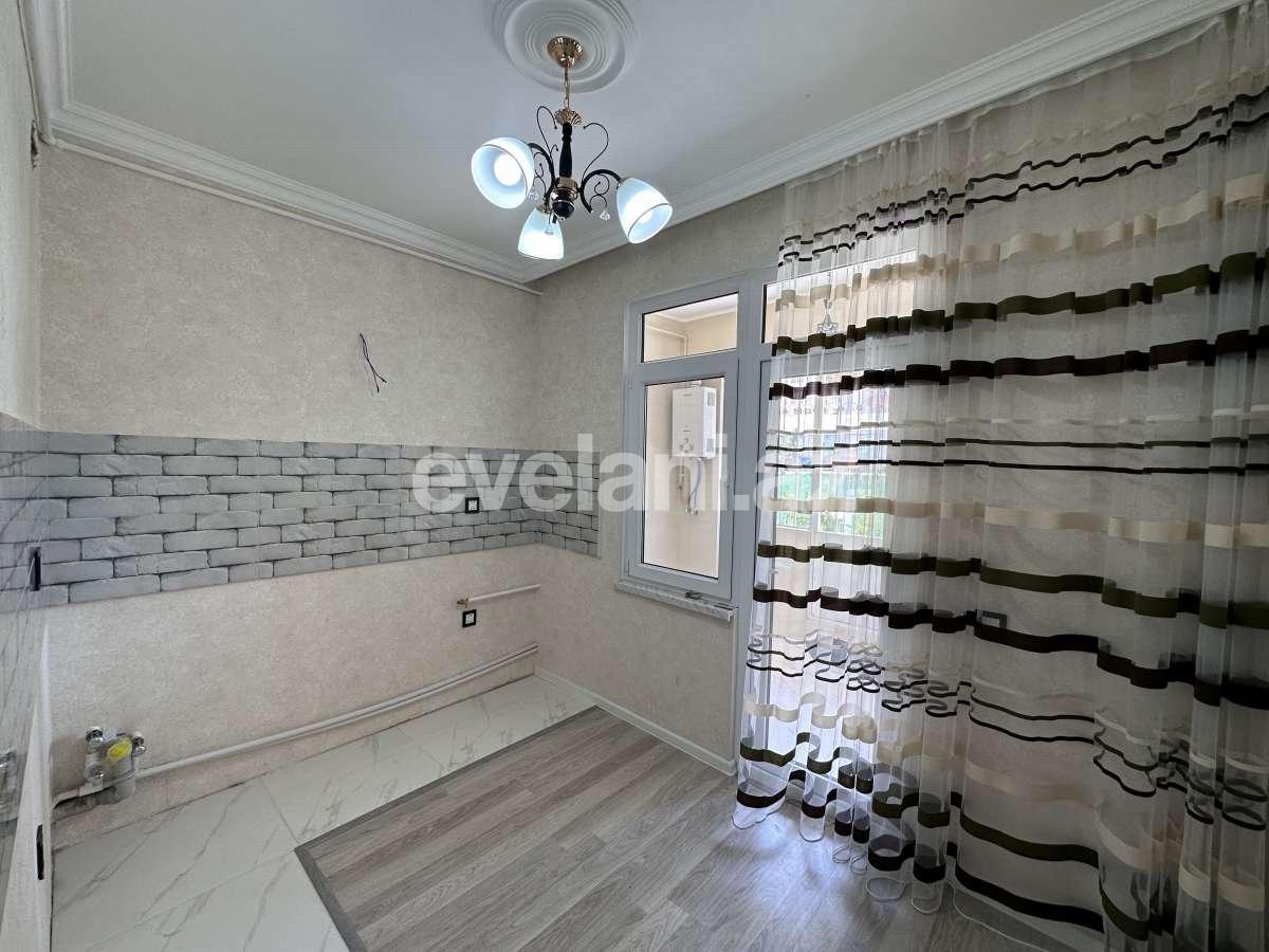 Satılır, köhnə tikili, 2 otaqlı, 60 m², Bakı, Xətai r, Əhmədli q, Həzi Aslanov m.
