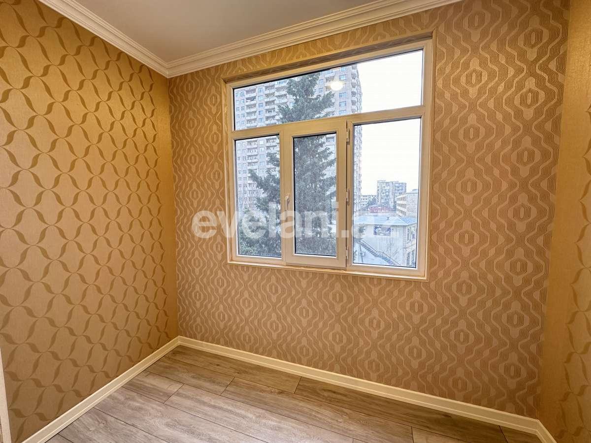 Sale, old building, 3 room, 85 m², Baku, Nizami r, 8-th kilometer d, Khalglar Doslugu m.