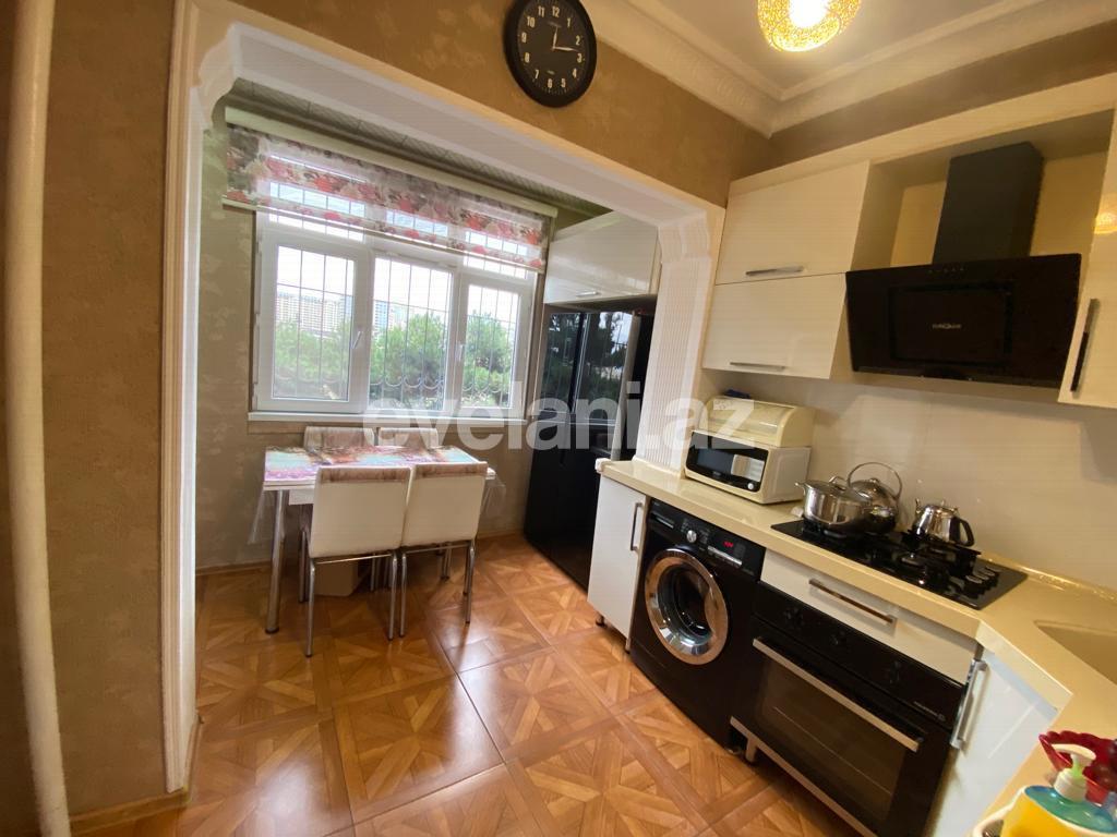 Satılır, köhnə tikili, 2 otaqlı, 65 m², Bakı, Xətai r, Əhmədli q.